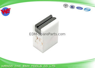 3EC81A415 3EC81A414 3EC81A416 Ø 0.30 mm 매키노 EDM 부품 사파이어 와이어 가이드