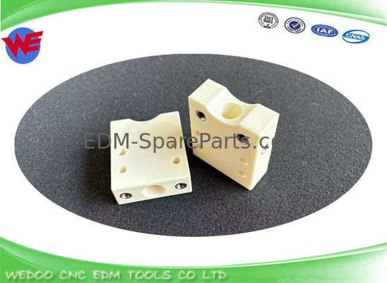 3085759 118616B 1218540 소딕 예비 부품 세라믹 절연판 57.5x50x20T