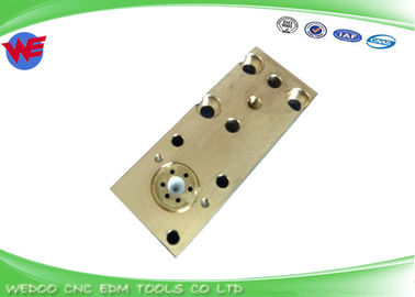 DCH9400 EDM 부품 X055C630G54 하부 다이 홀더 Mitsubishi DBG4900 X262D527H01