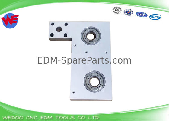 SS 재료 DWC Fanuc 와이어 EDM 마모 부품 A290-8119-X384 베어링 플레이트 135*108MM