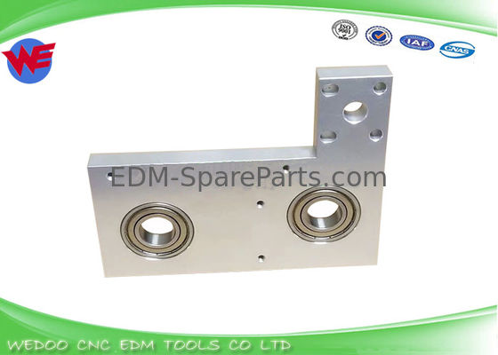 SS 재료 DWC Fanuc 와이어 EDM 마모 부품 A290-8119-X384 베어링 플레이트 135*108MM